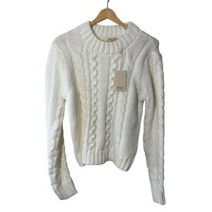 Elie Tahari Cream Cable Knit Crew Neck Sweater Size Medium NWT